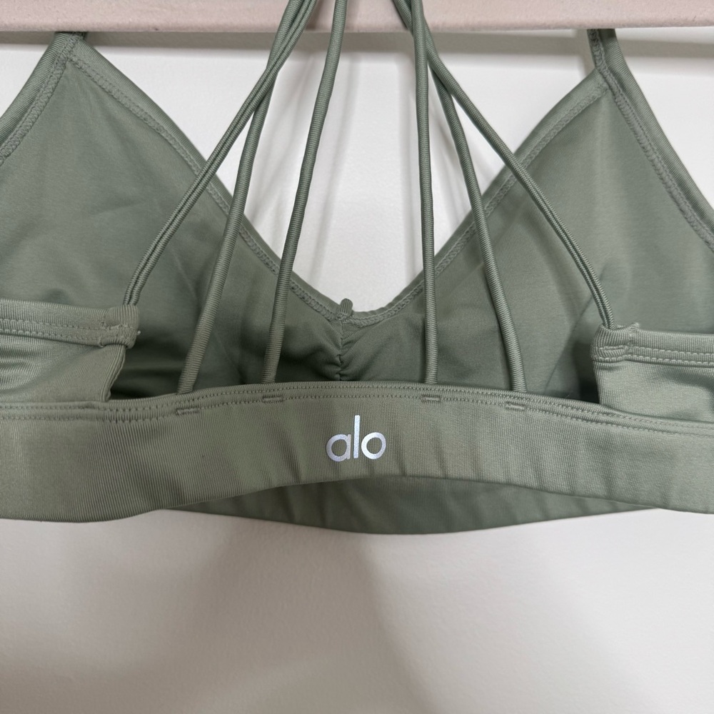 Alo Yoga | cross-strap bra - Picture 4 of 5